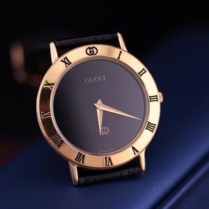 Vintage 1980s Gucci 3000M Men’s Dress Watch 
Gold-Plated, Swiss-Made